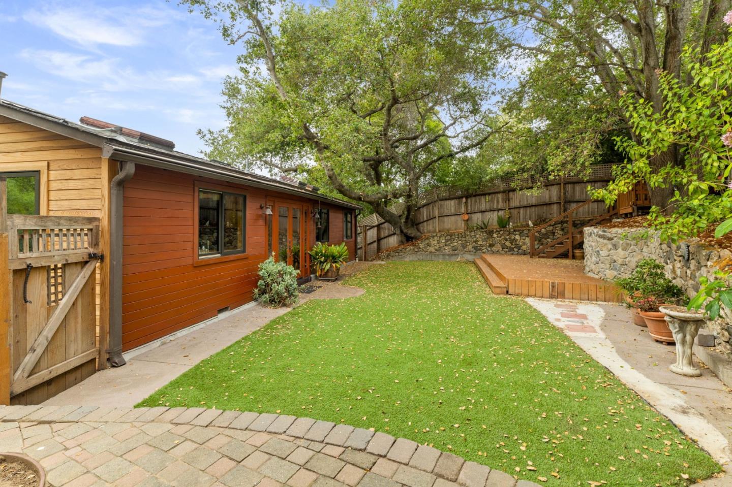 3451 Oak Knoll Drive