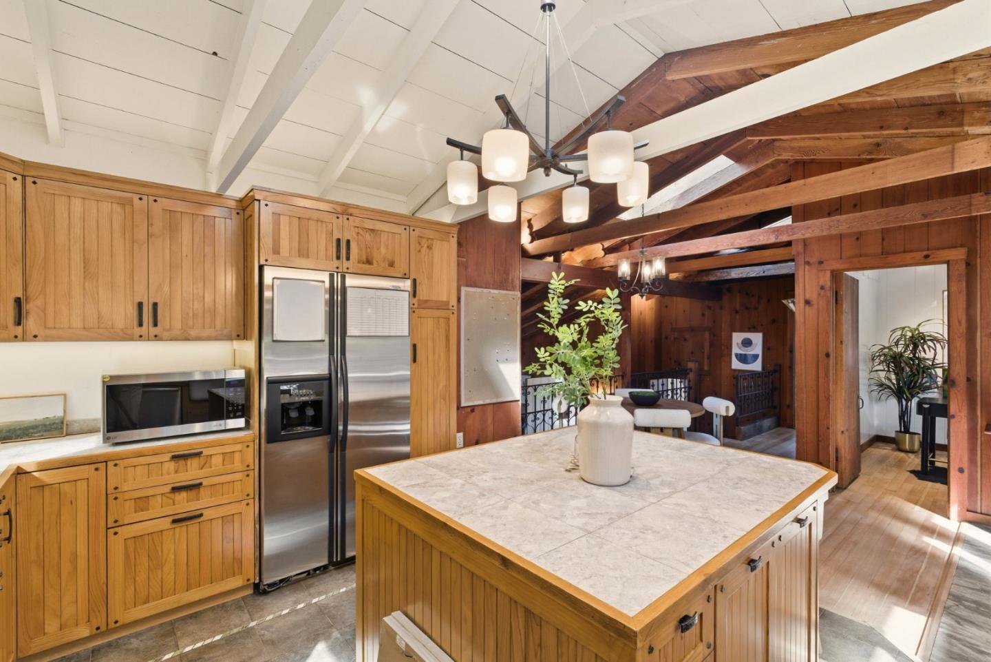 3451 Oak Knoll Drive