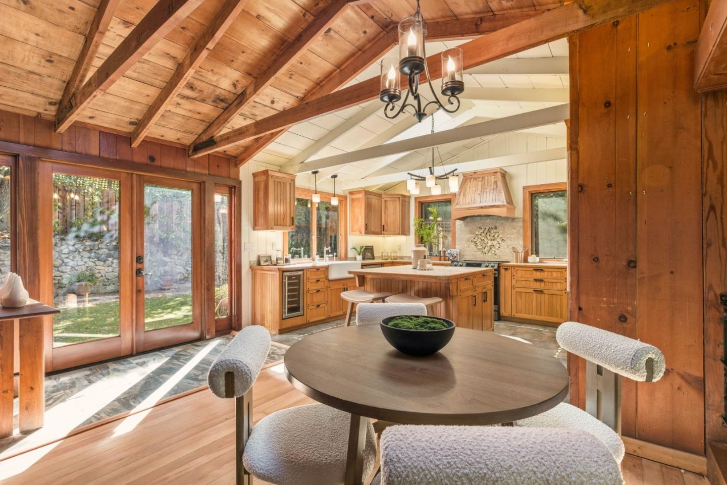 3451 Oak Knoll Drive
