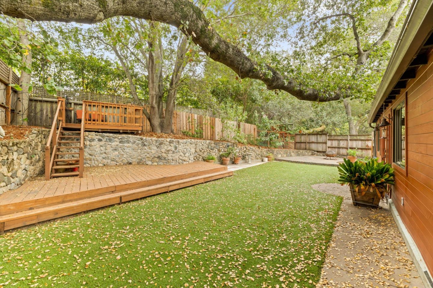 3451 Oak Knoll Drive