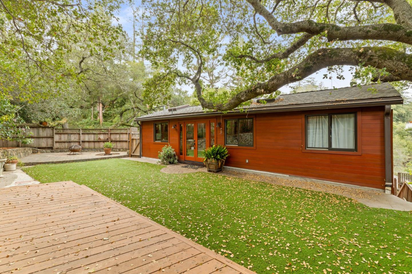 3451 Oak Knoll Drive