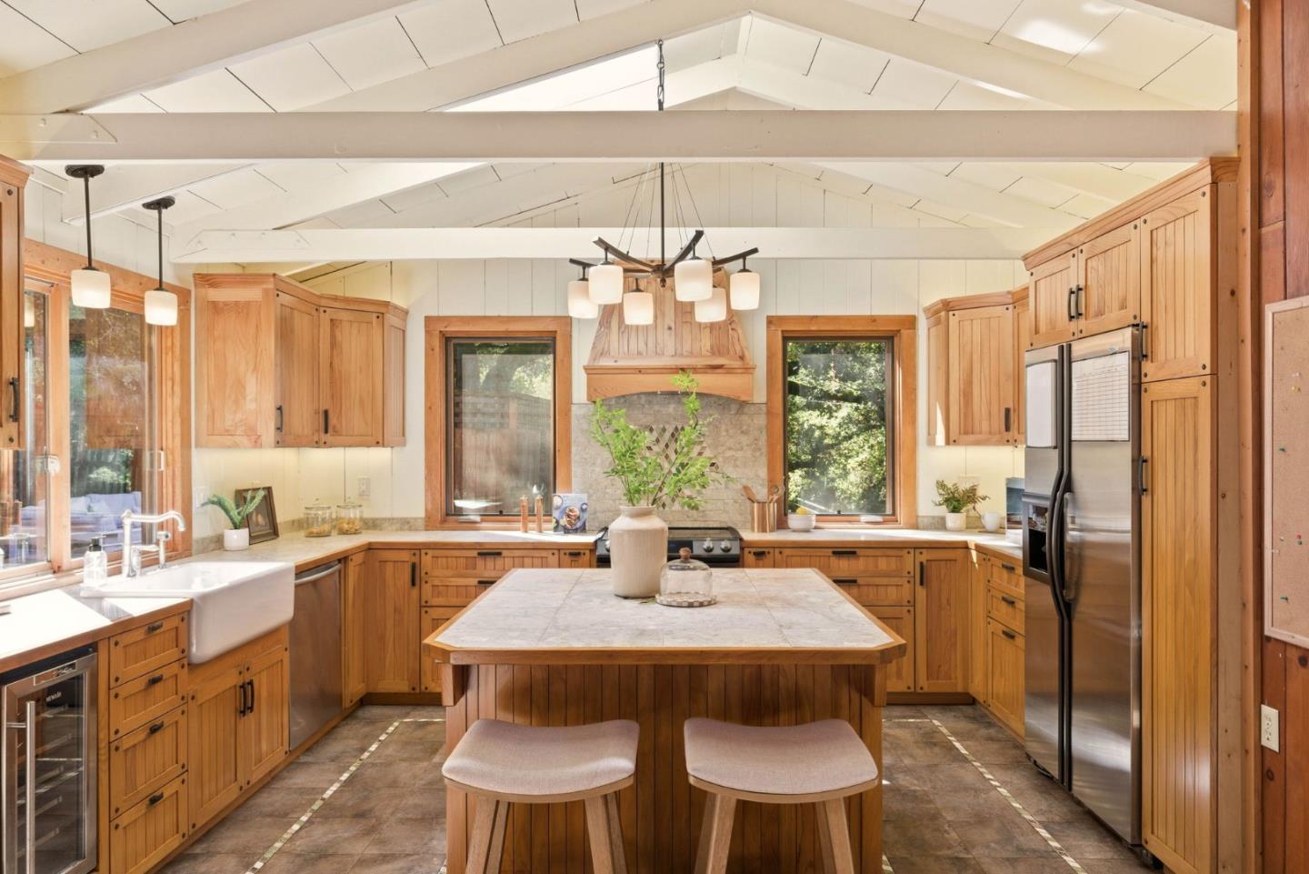 3451 Oak Knoll Drive