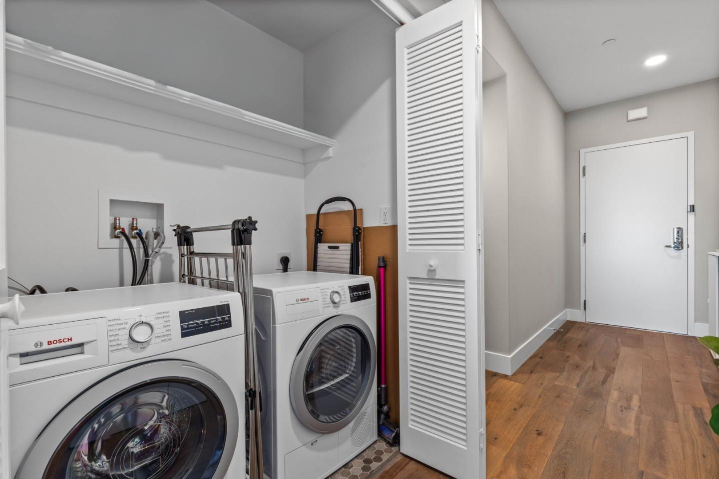 400 Mariners Island Boulevard 202