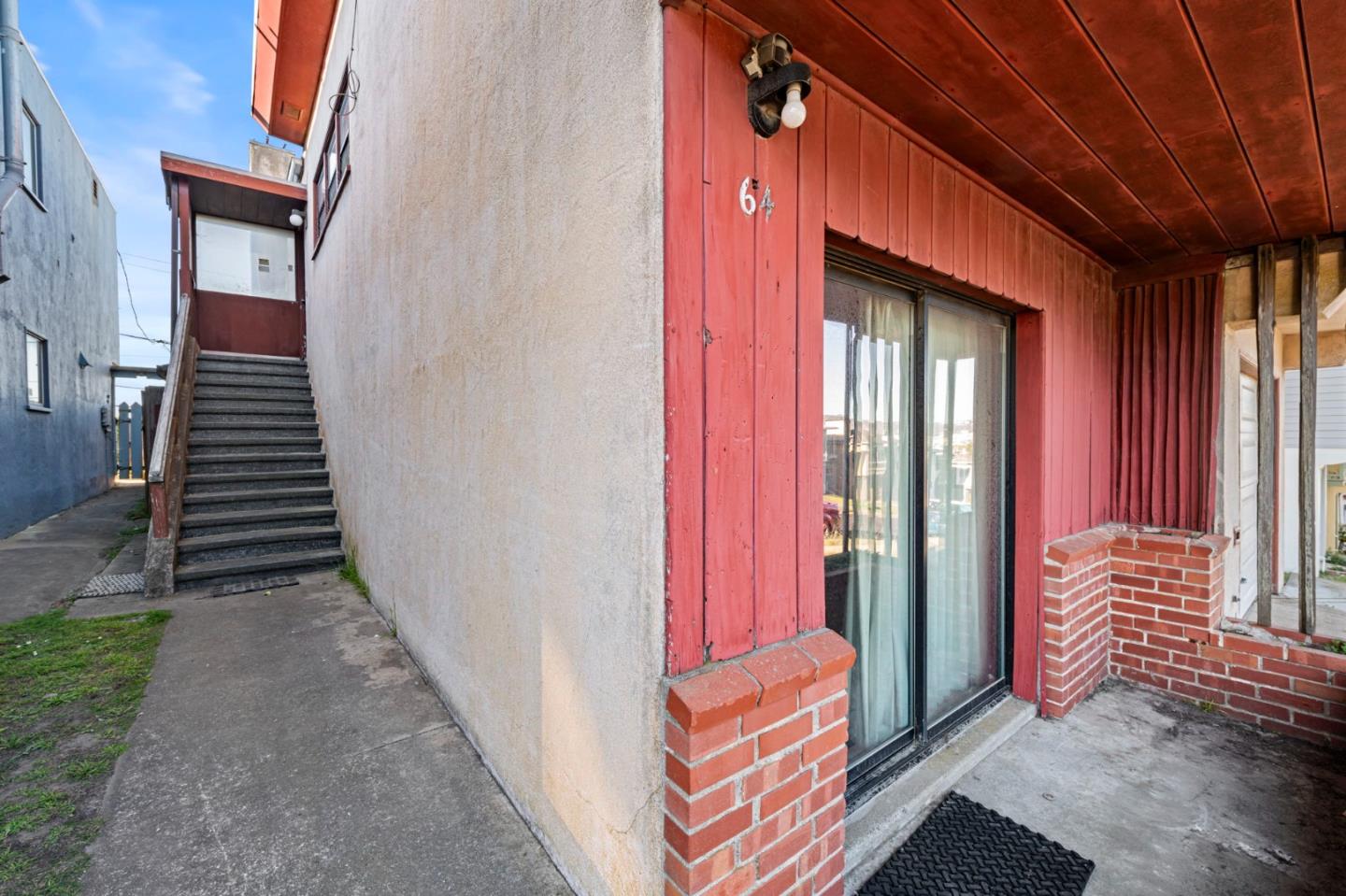 64 Crestview Avenue