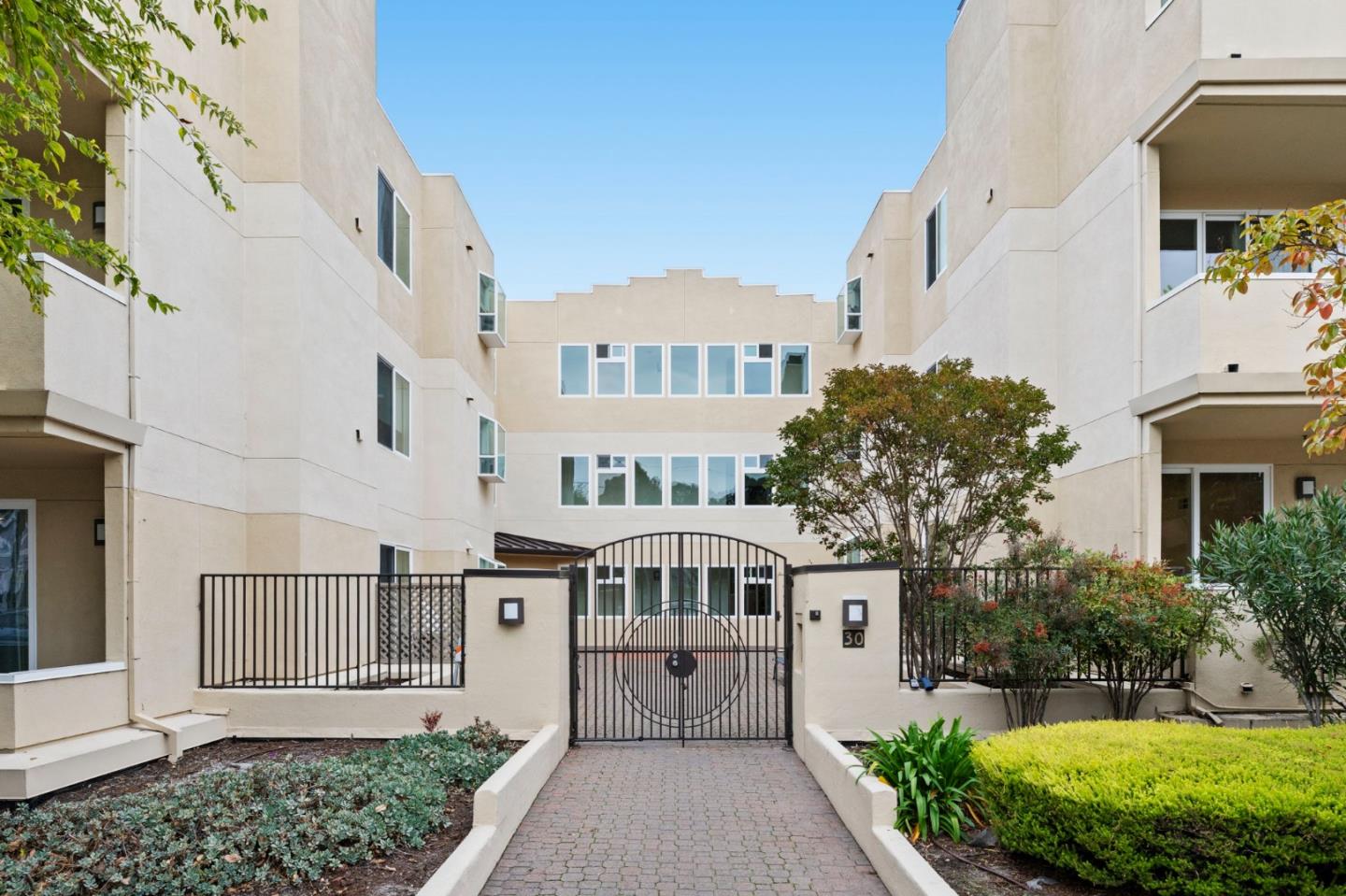 30 Lorton Avenue 105