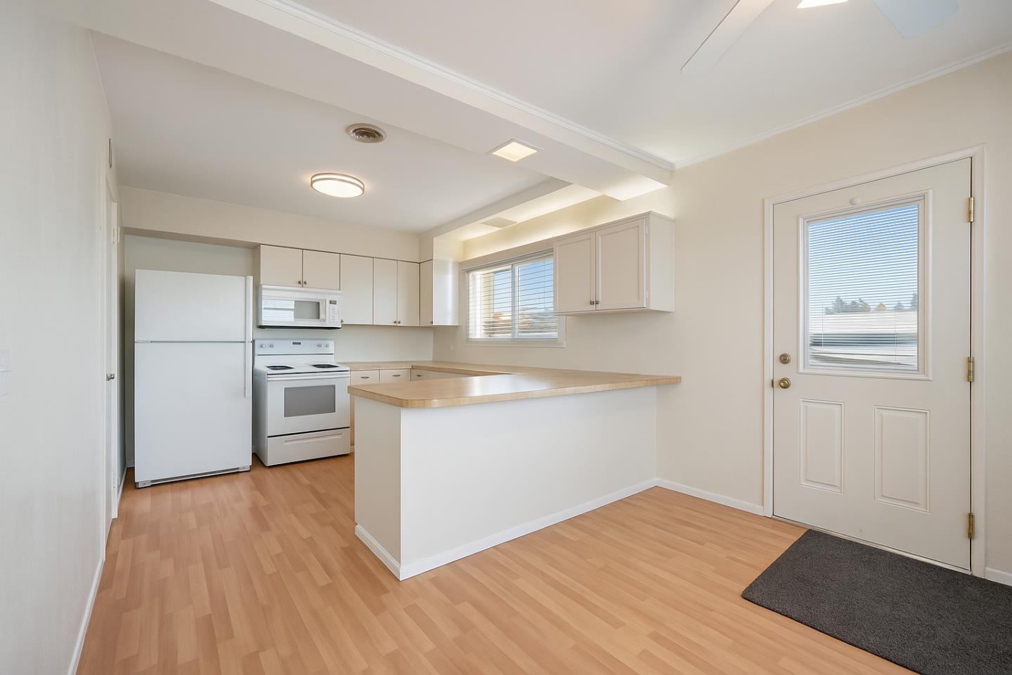 100 West 38th Avenue