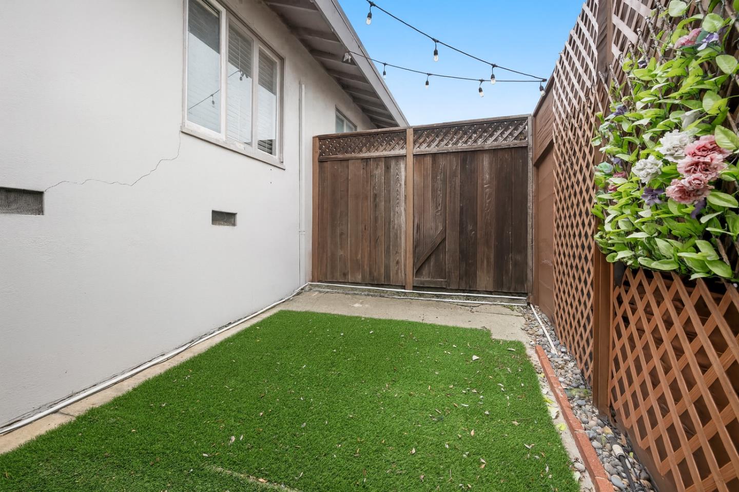 100 West 38th Avenue