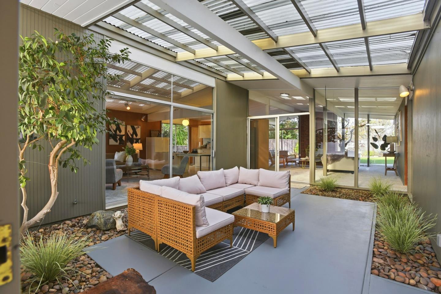 1582 Brandywine Road