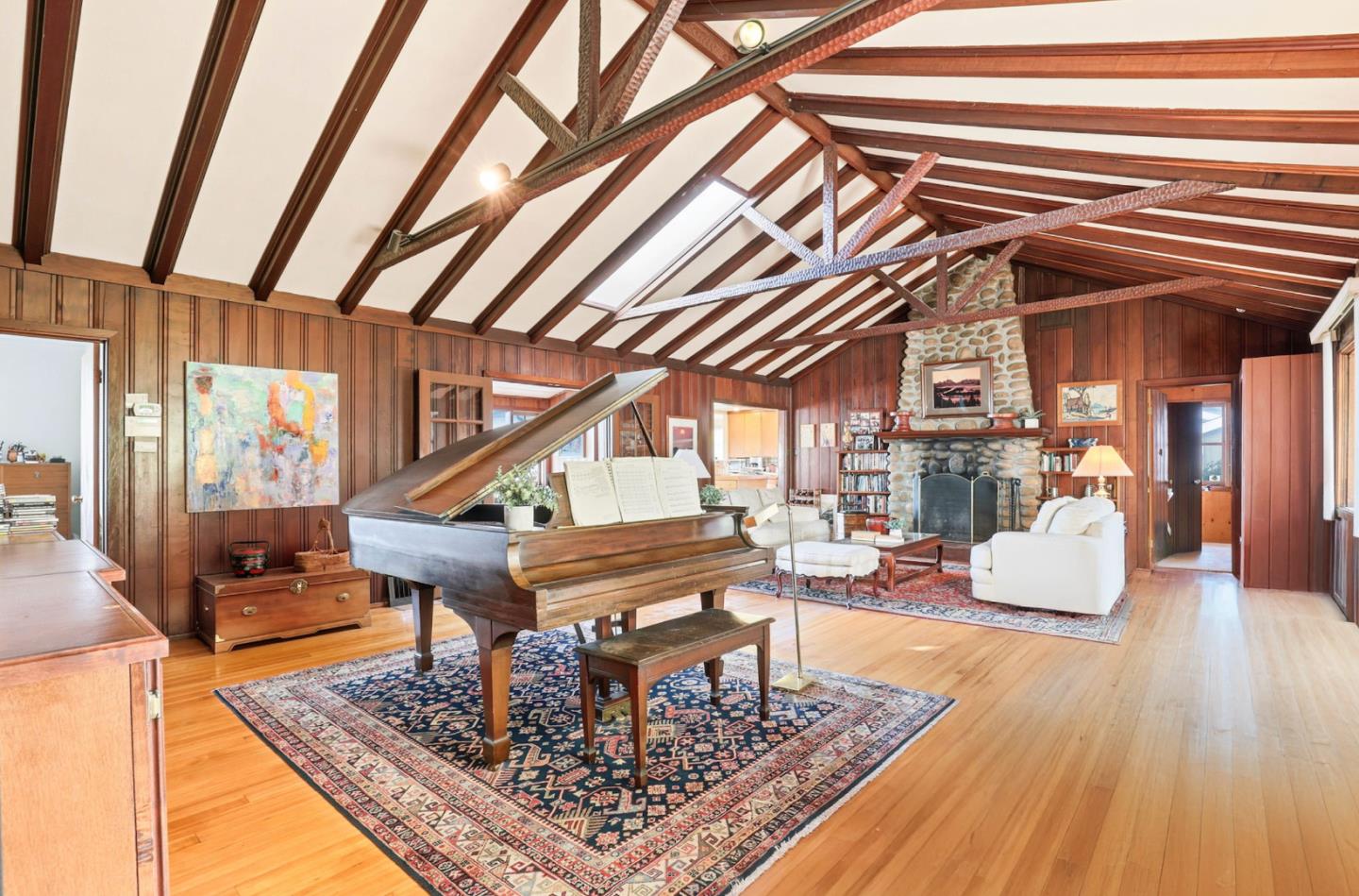 11 South Palomar Drive