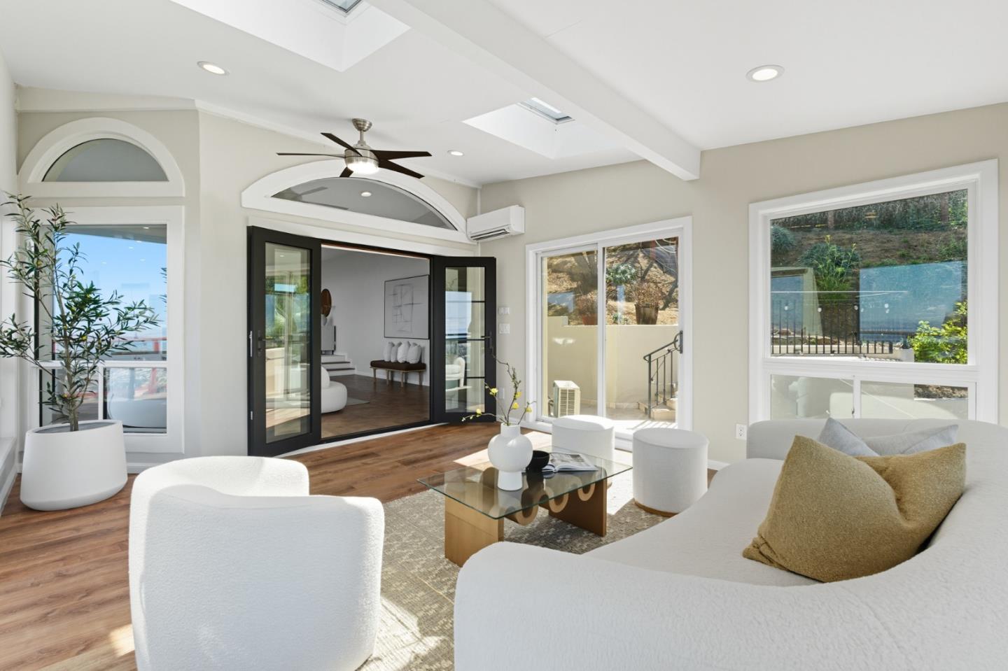 1 Lewis Ranch Road