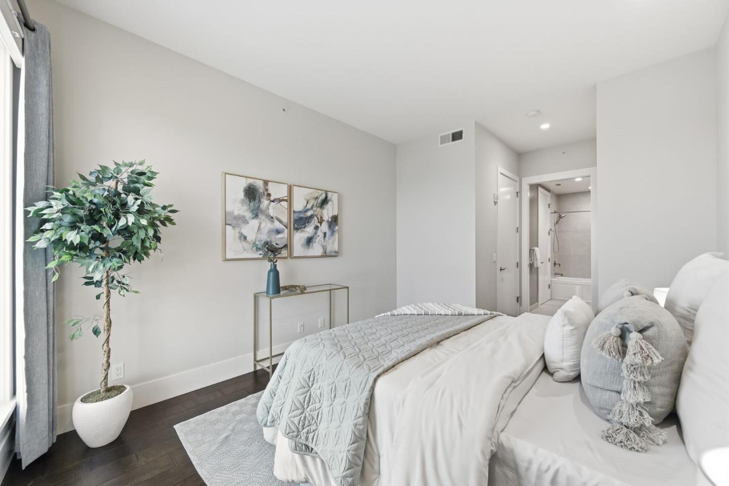 600 El Camino Real 309