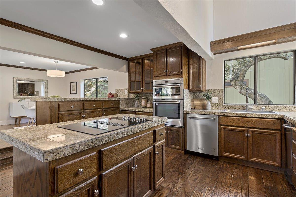 150 Winding Way
