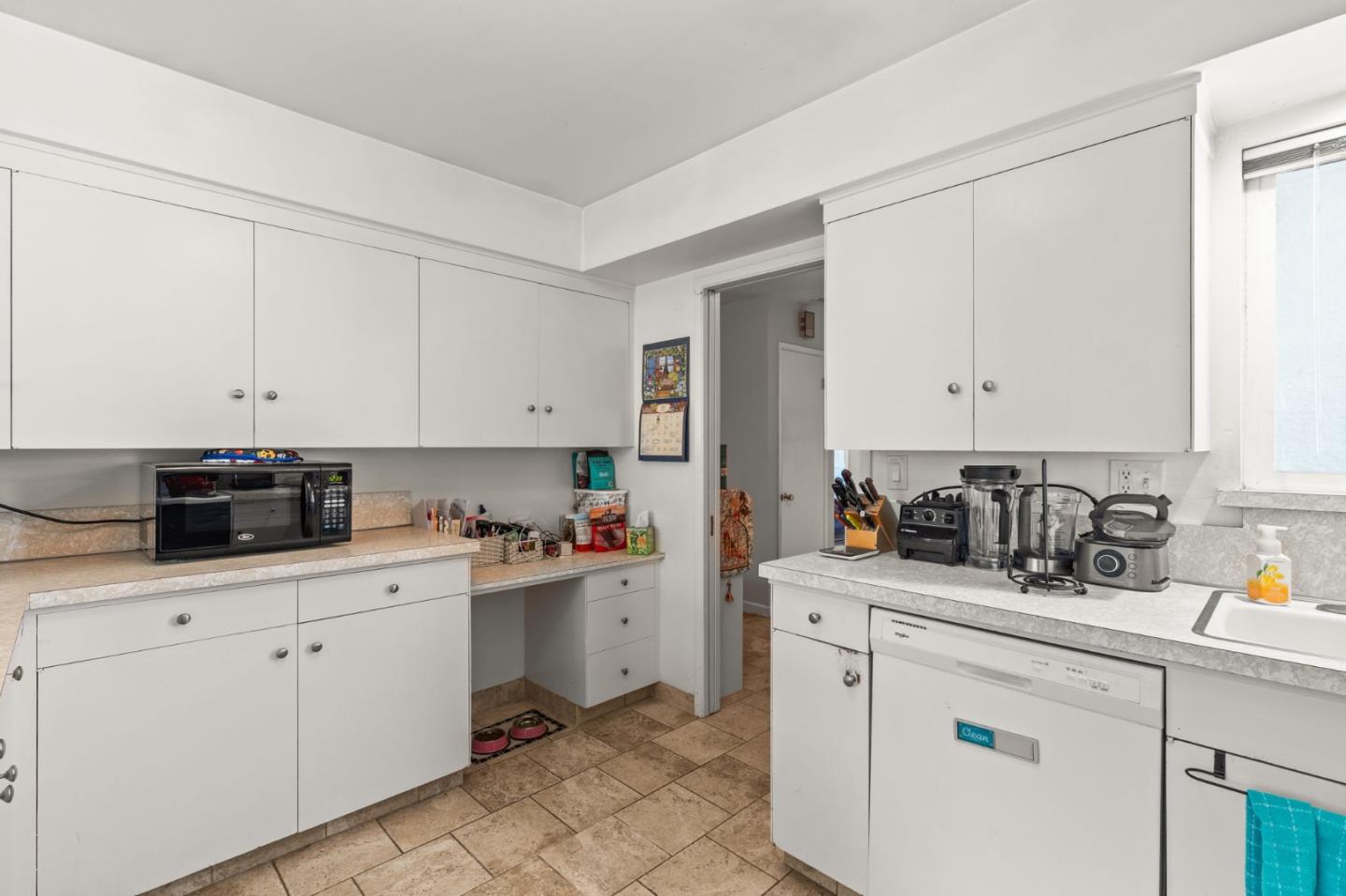 2322 Meridian Avenue