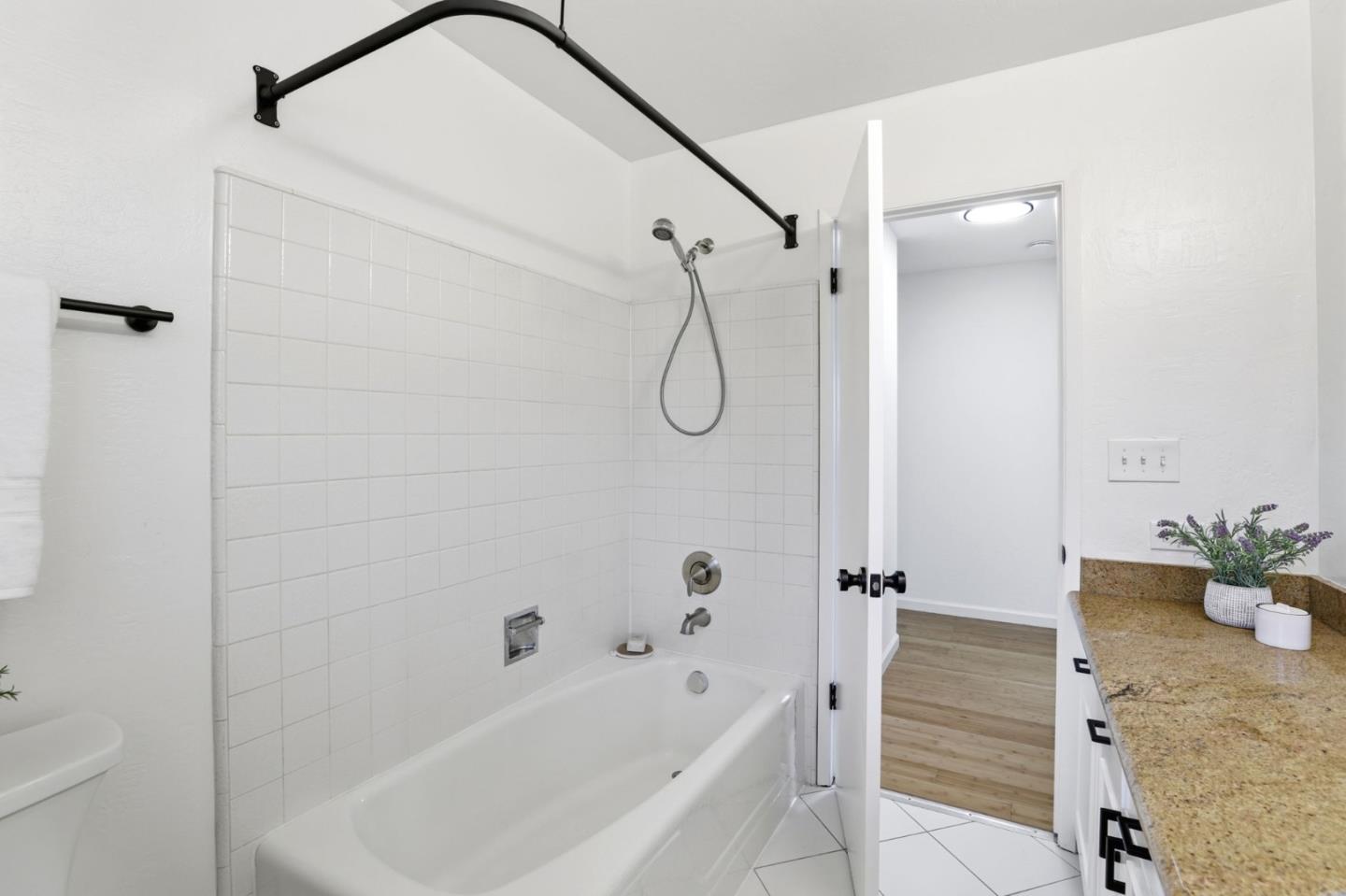 2322 Meridian Avenue