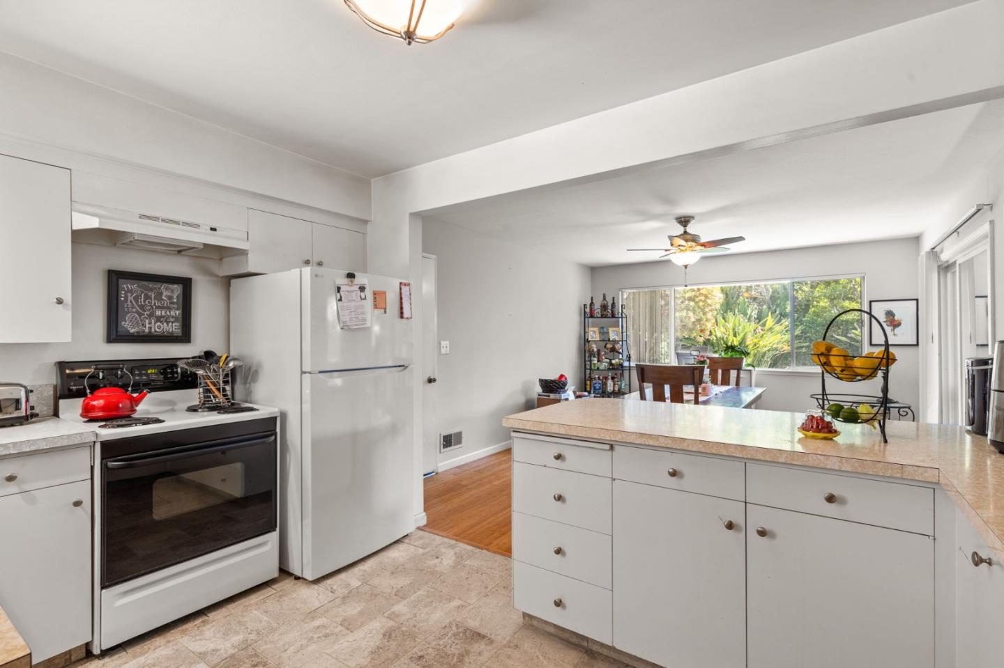 2322 Meridian Avenue