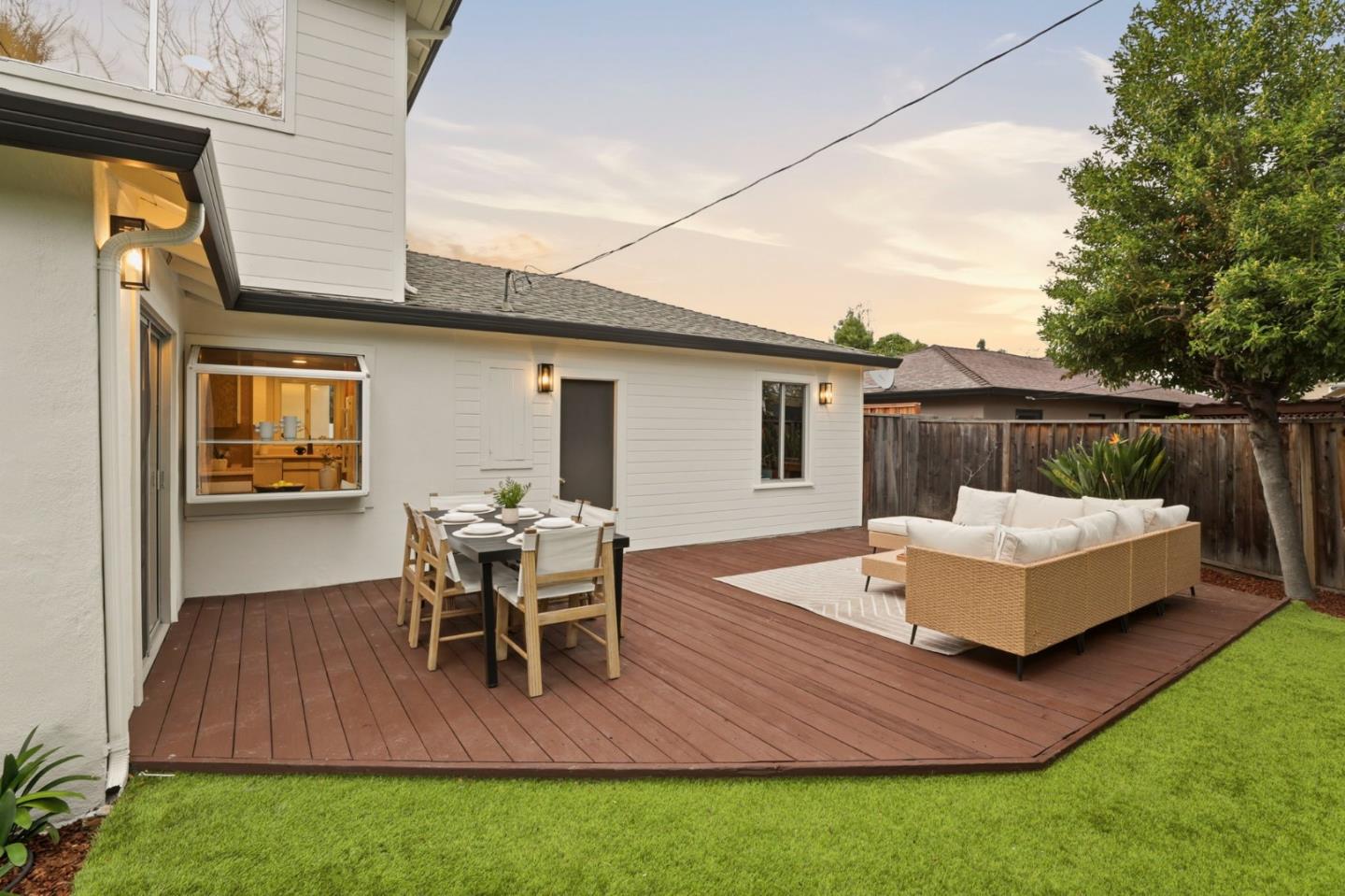 2847 Carolina Avenue