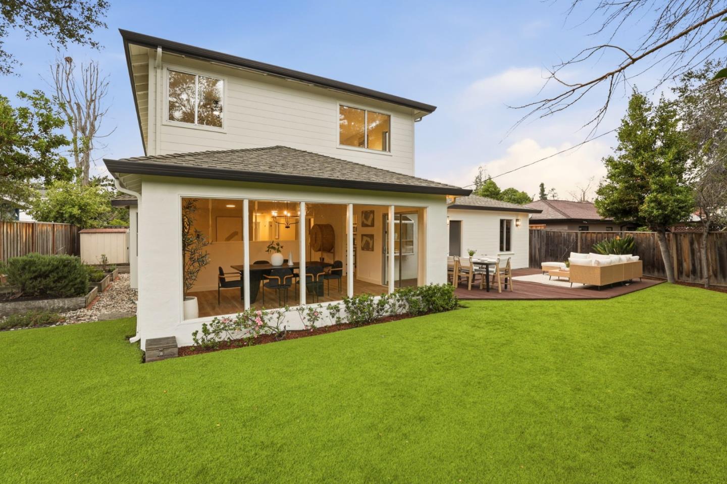 2847 Carolina Avenue