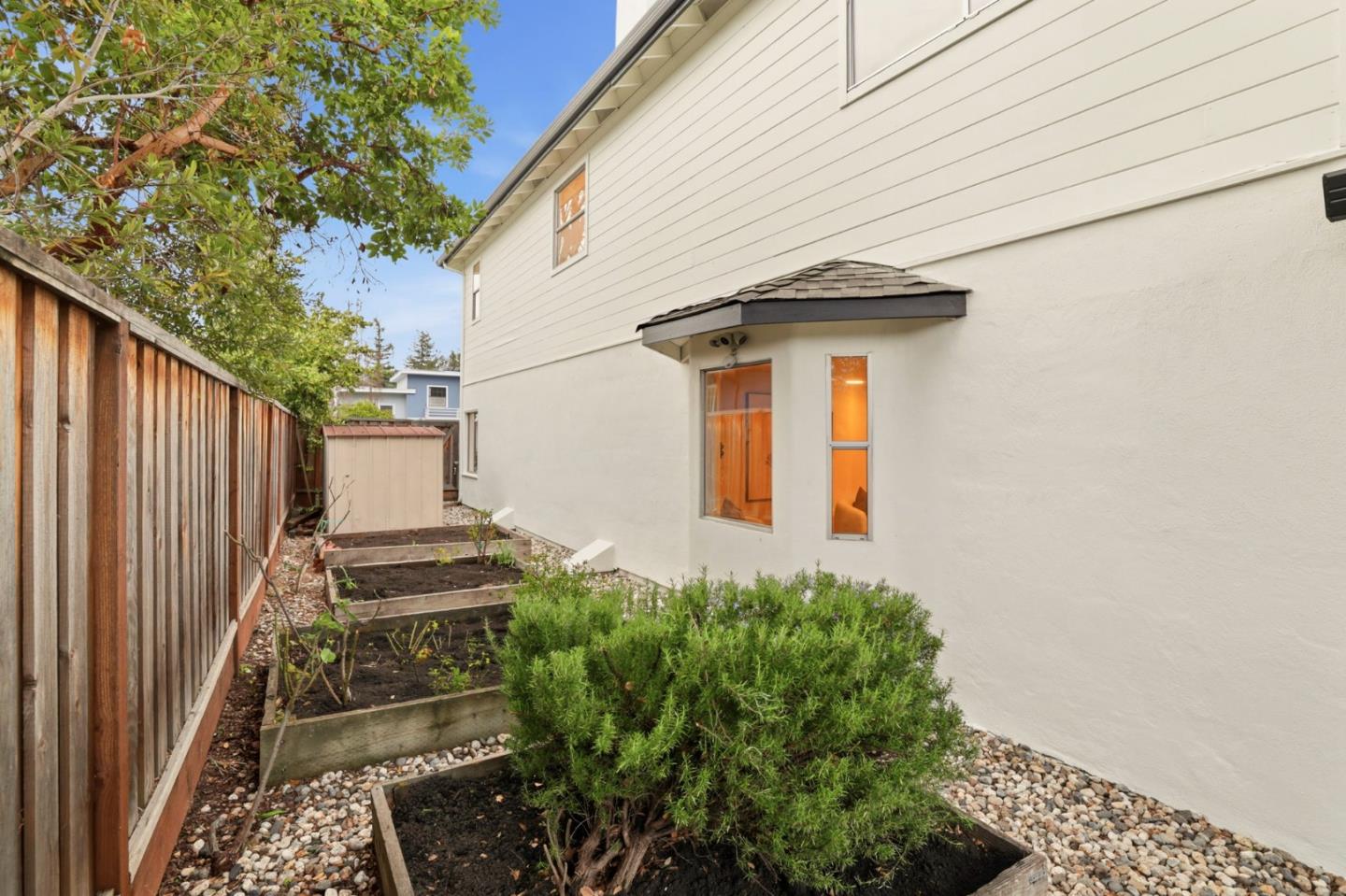 2847 Carolina Avenue