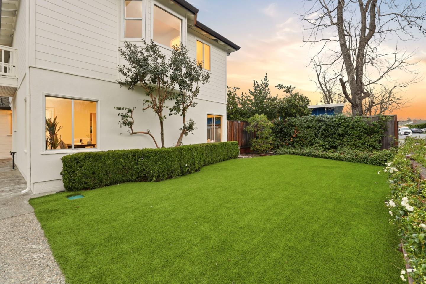 2847 Carolina Avenue