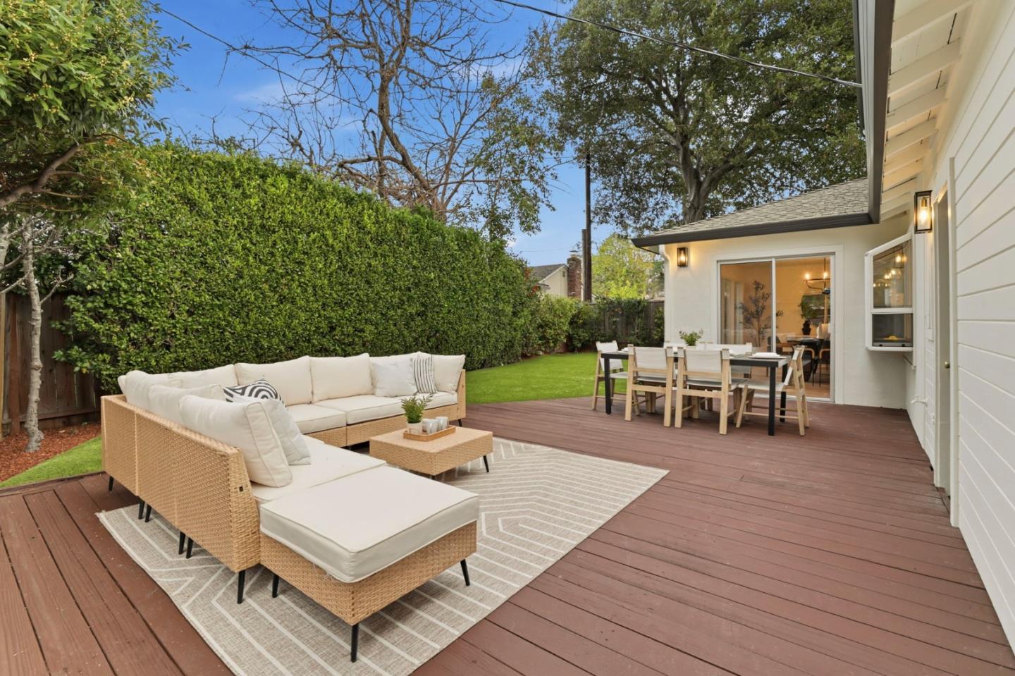 2847 Carolina Avenue