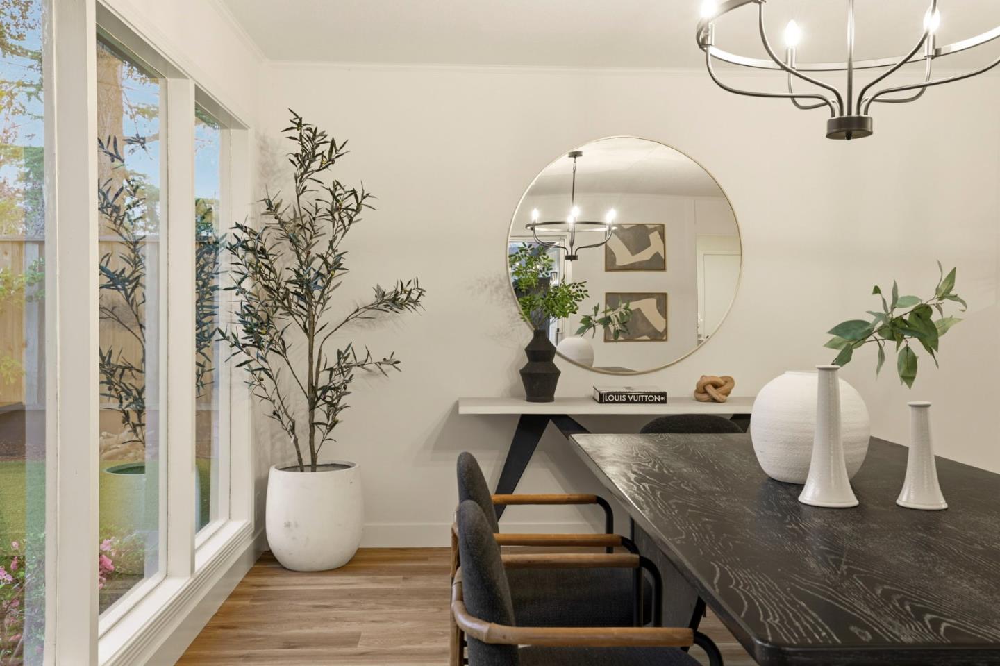 2847 Carolina Avenue