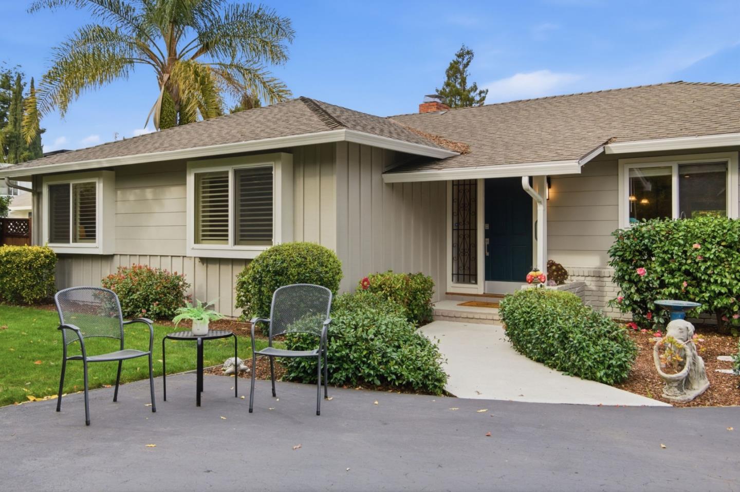 171 Santiago Avenue