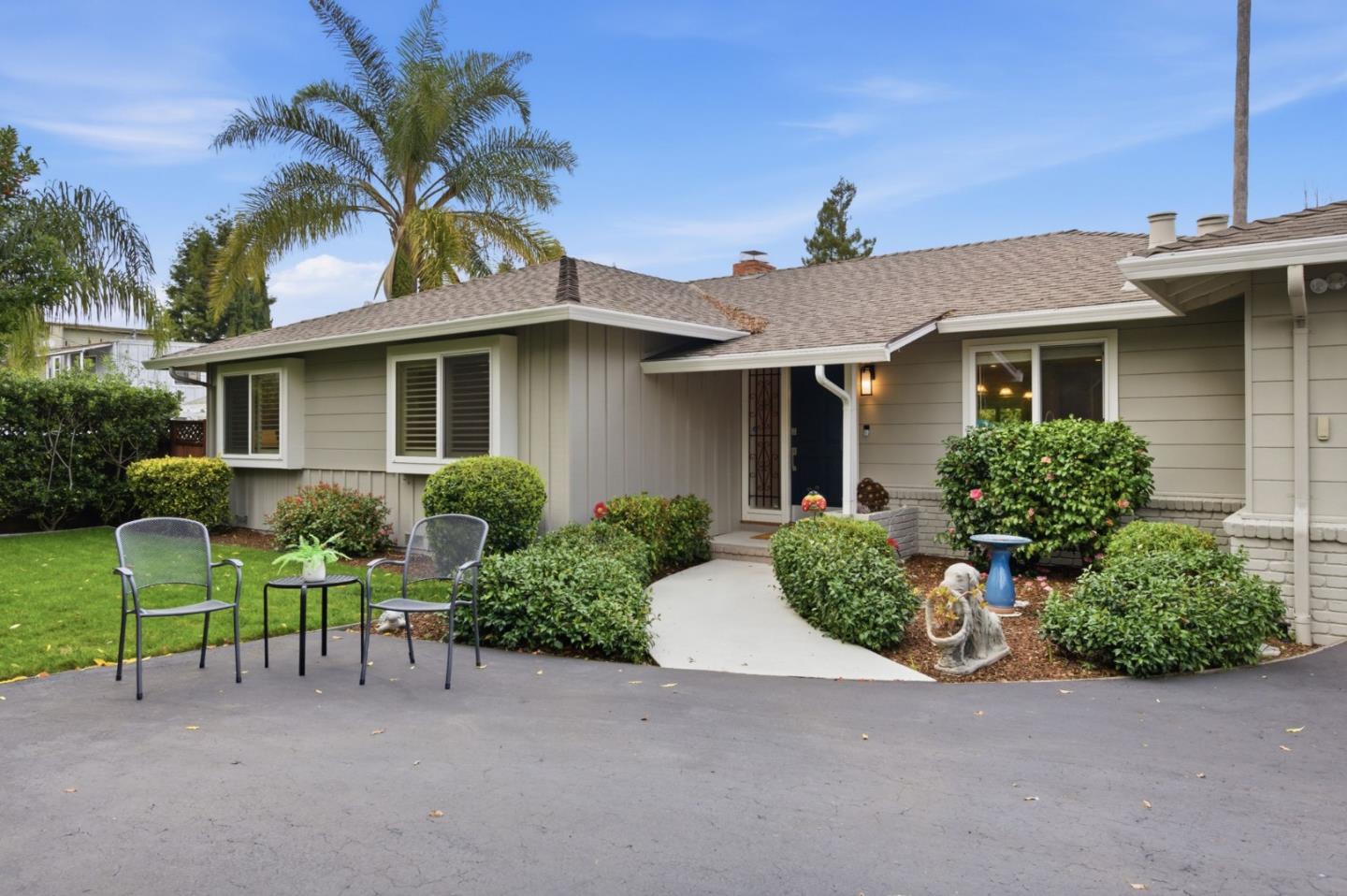 171 Santiago Avenue