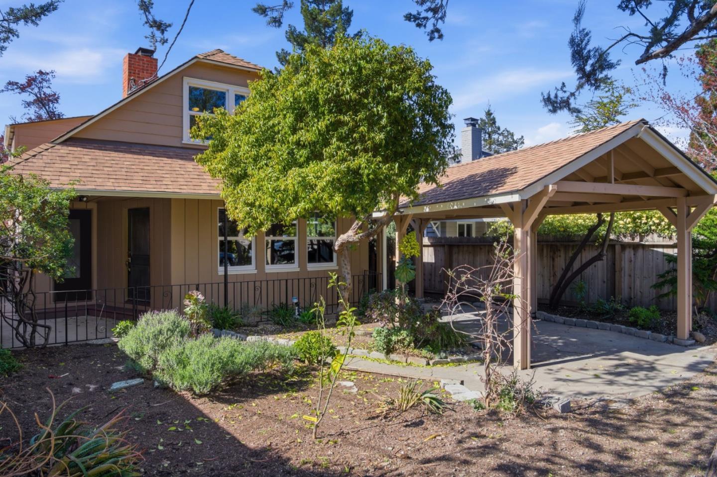 601 Palmer Lane