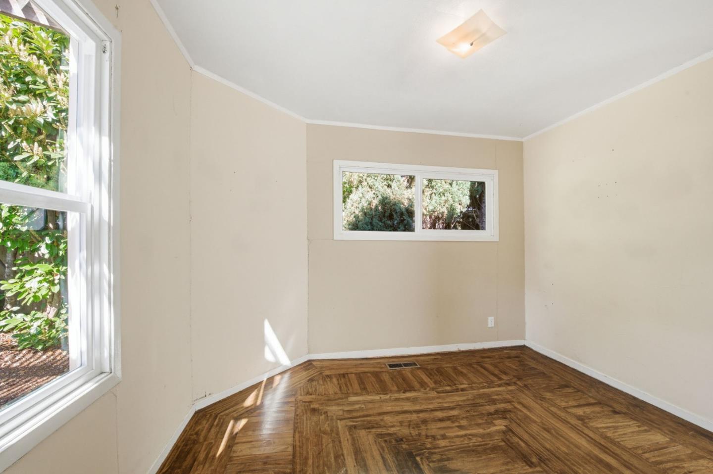 601 Palmer Lane