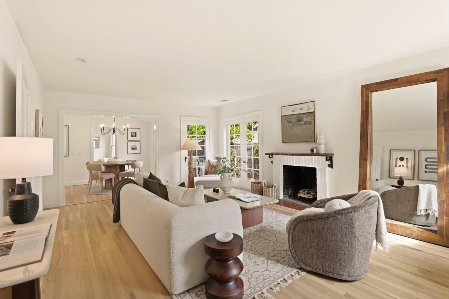 1017 Henderson Avenue