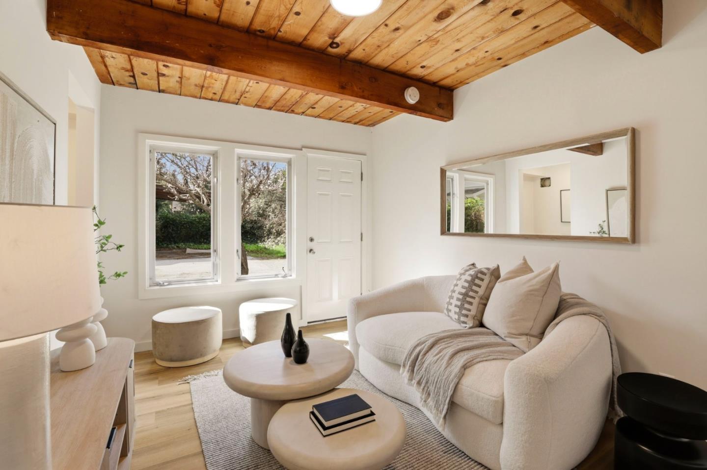 1017 Henderson Avenue