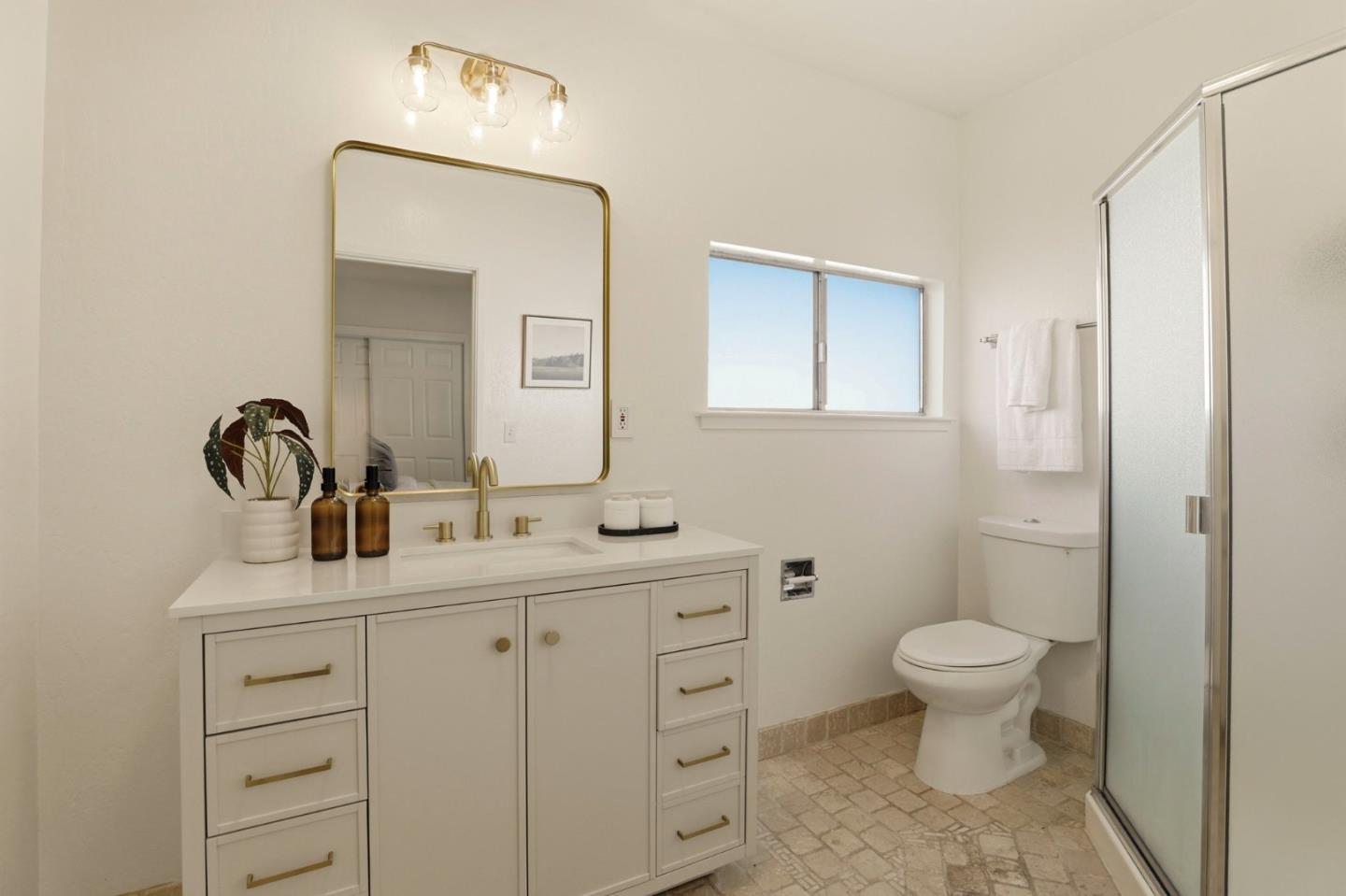 1017 Henderson Avenue