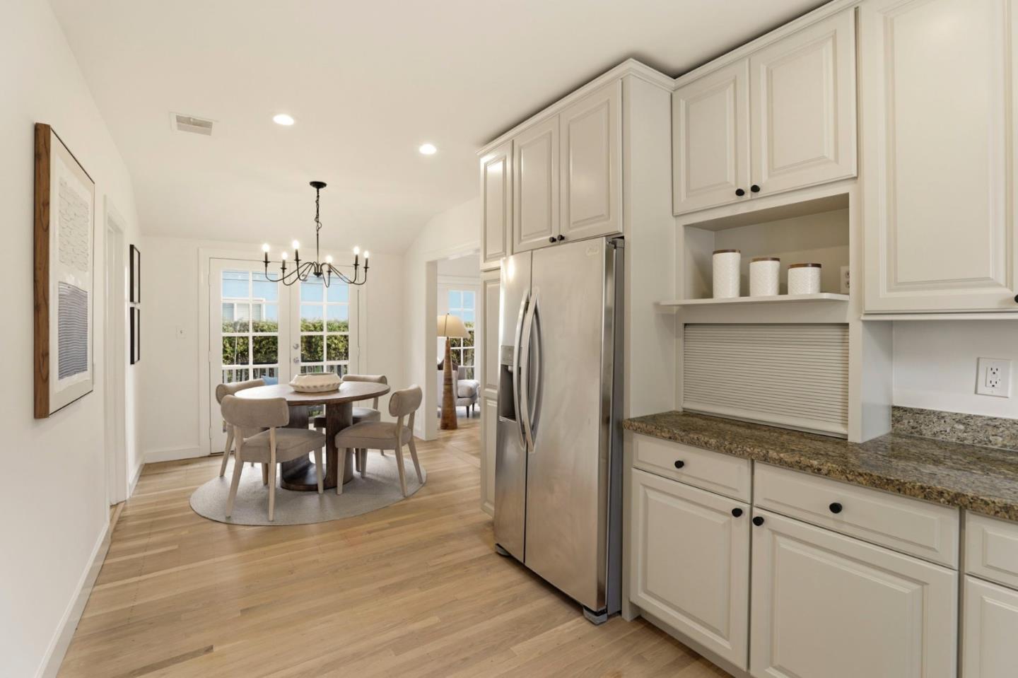 1017 Henderson Avenue