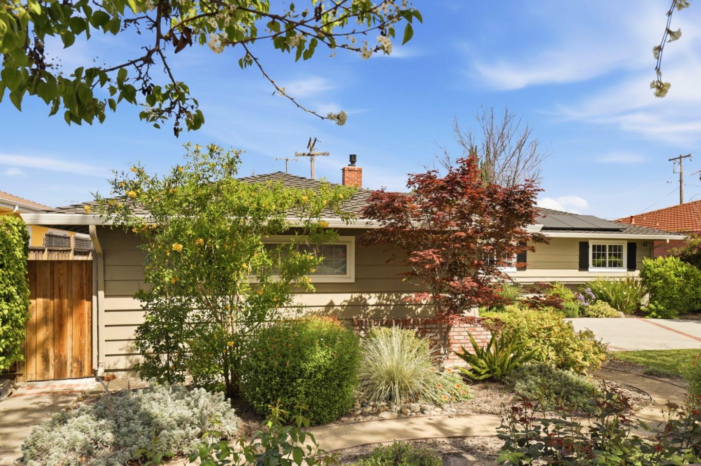 3539 Parkland Avenue