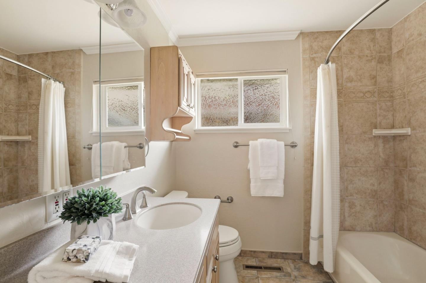 3539 Parkland Avenue