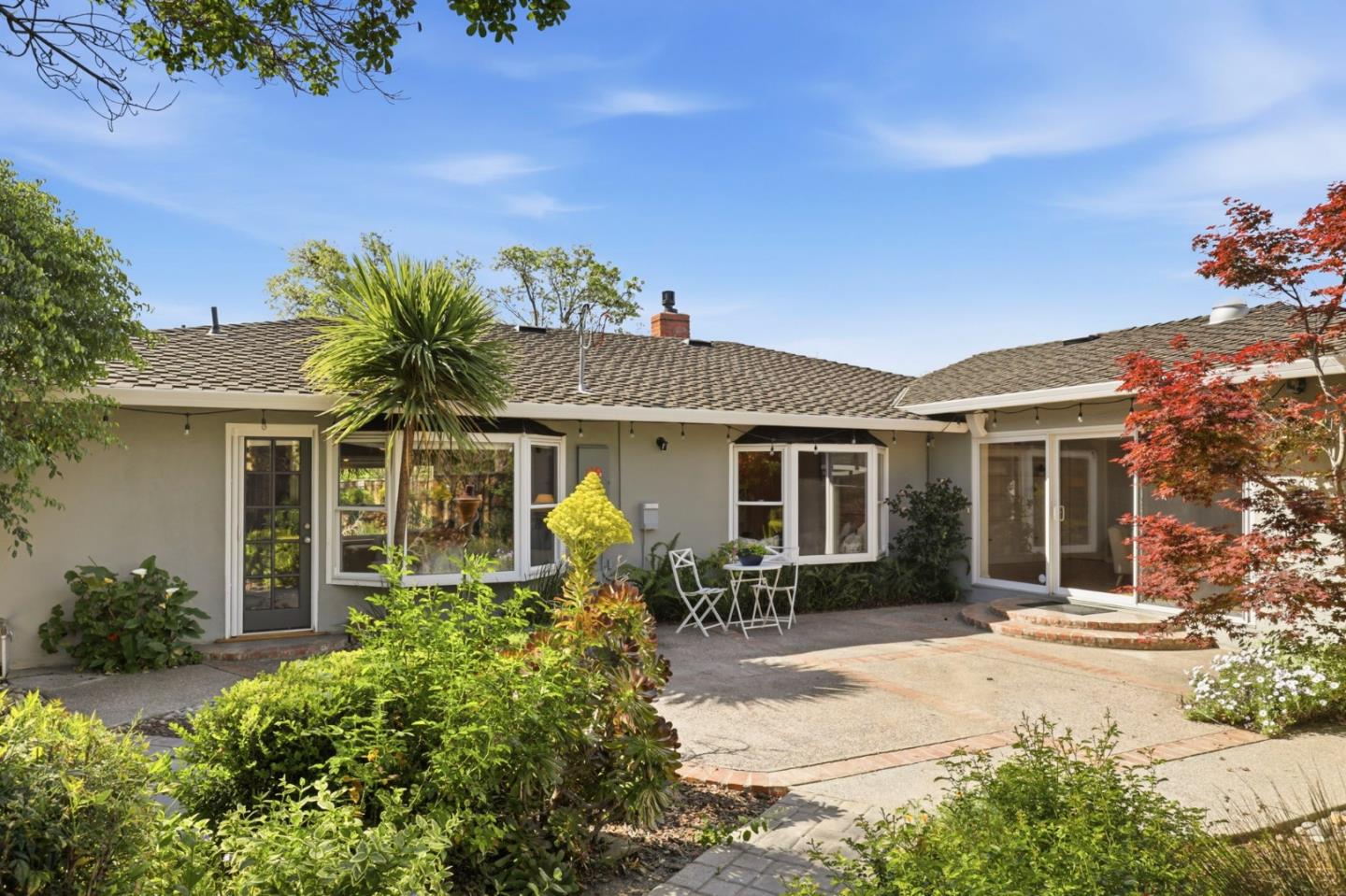 3539 Parkland Avenue