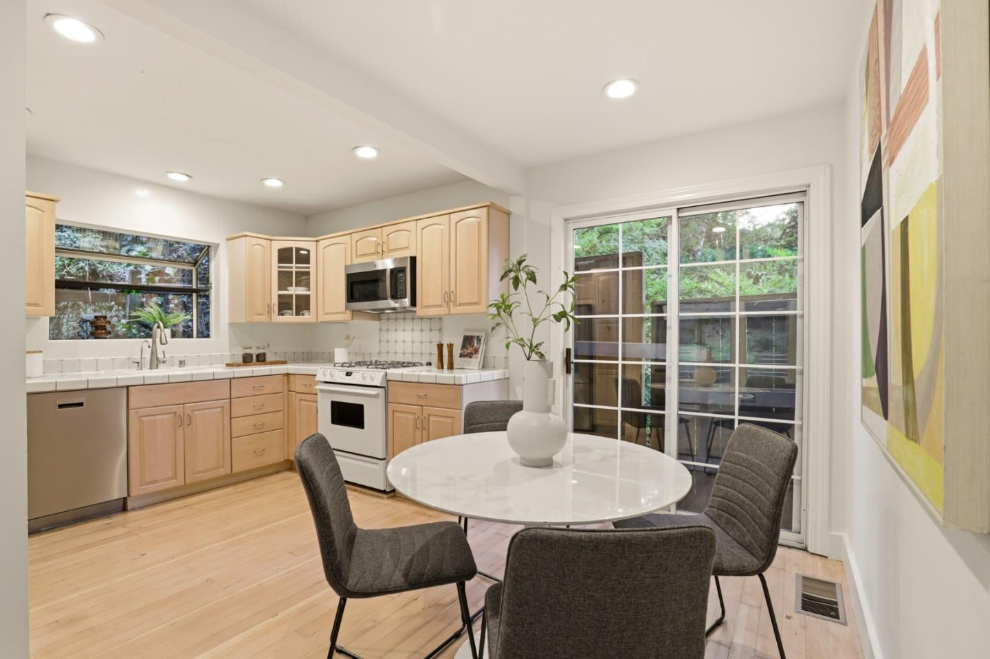 3514 Oak Knoll Drive