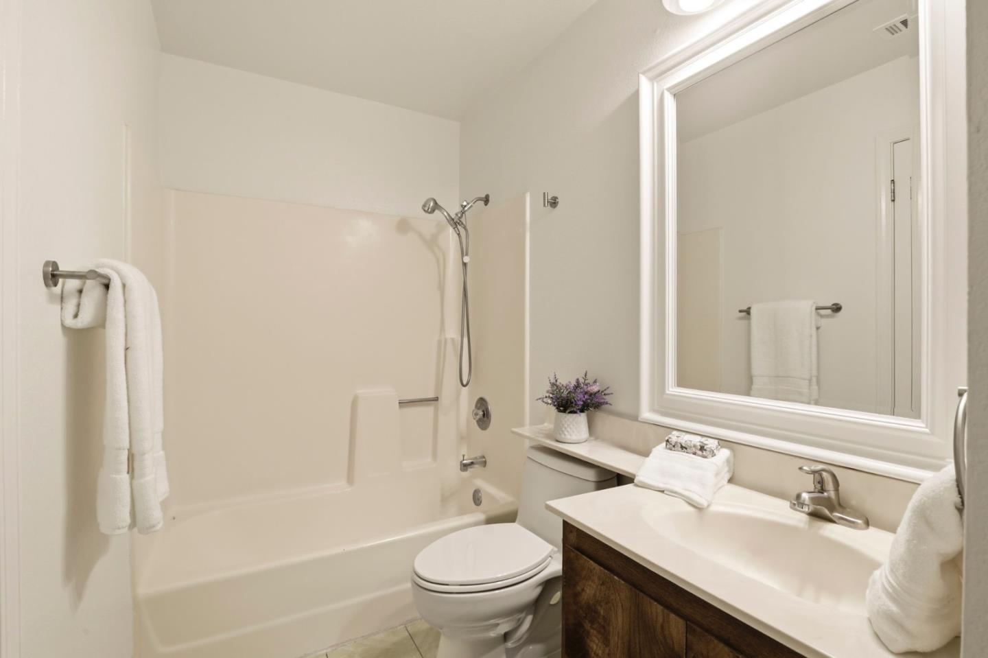 1548 Spring Valley Common