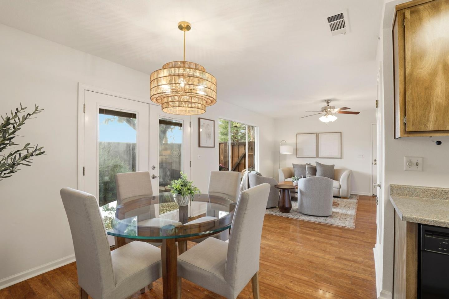 1548 Spring Valley Common