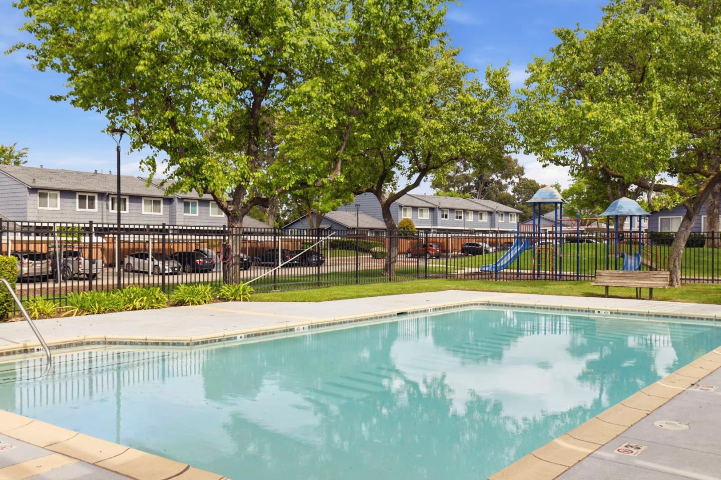 1548 Spring Valley Common