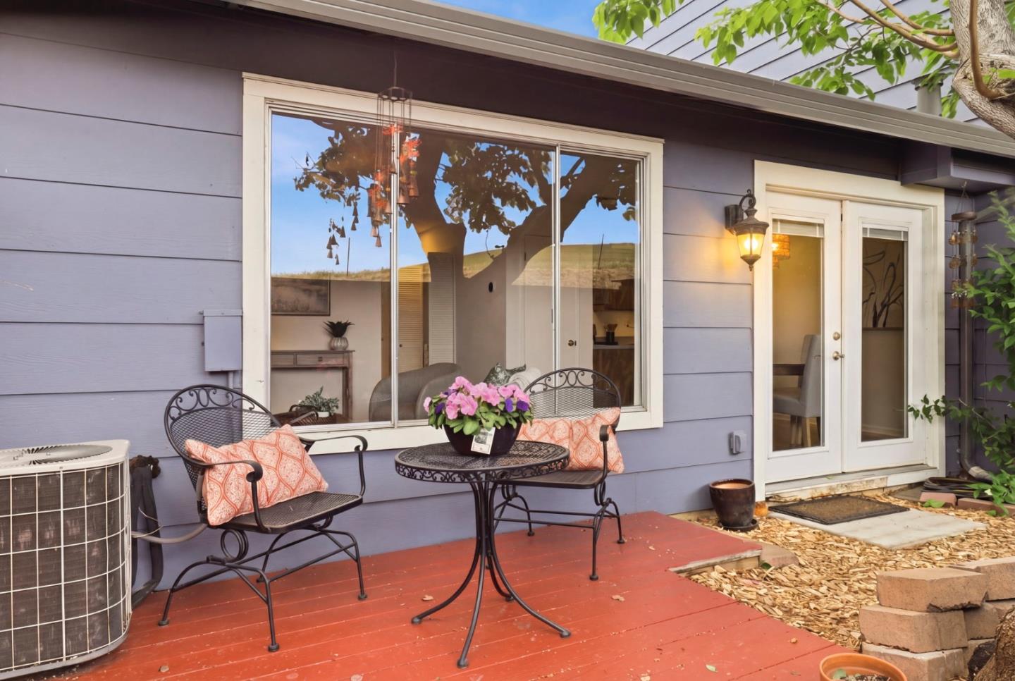 1548 Spring Valley Common