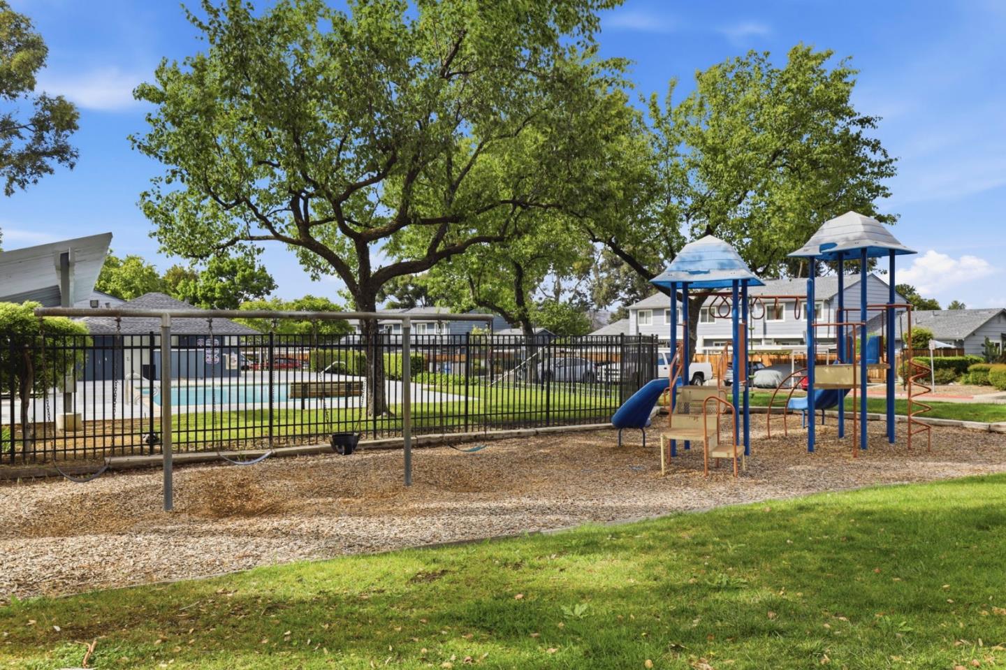 1548 Spring Valley Common