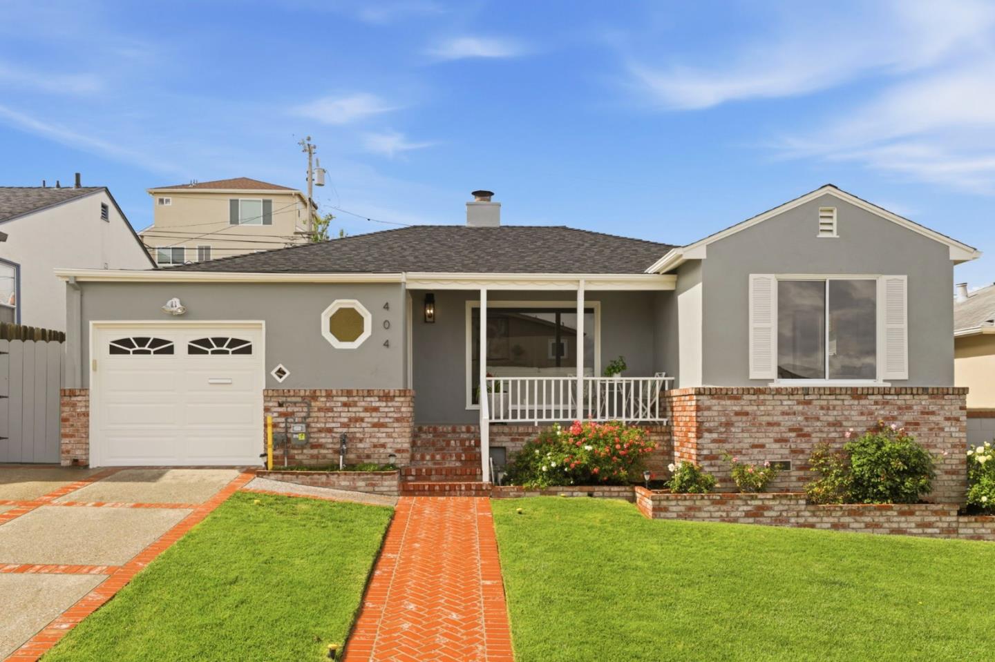 404 Hazelwood Drive