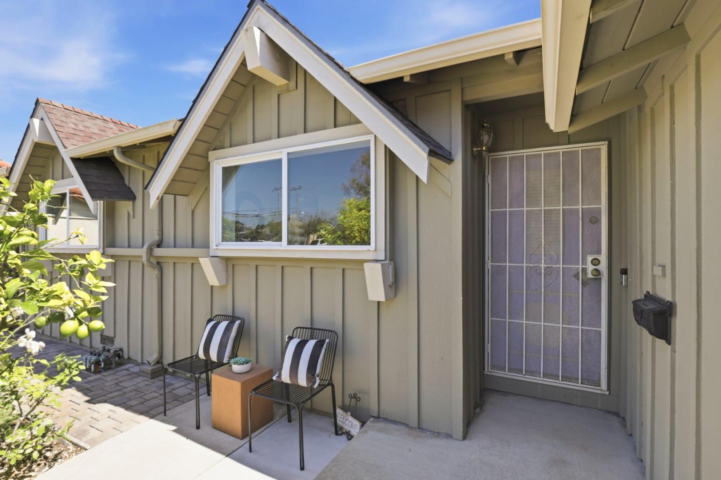 4920 Everglades Park Drive