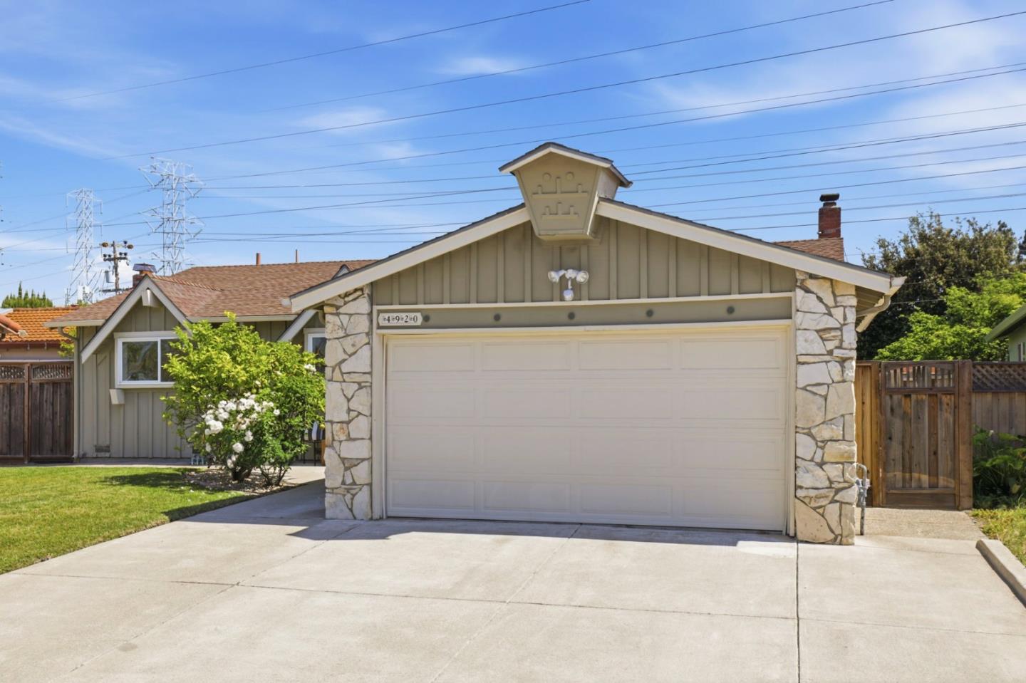 4920 Everglades Park Drive