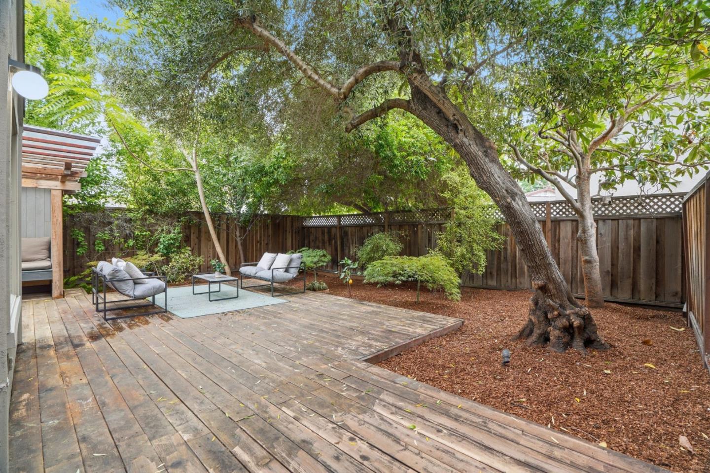 1912 Montecito Avenue 2