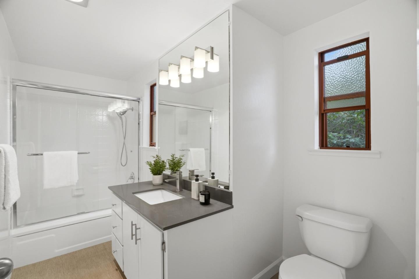 1912 Montecito Avenue 2