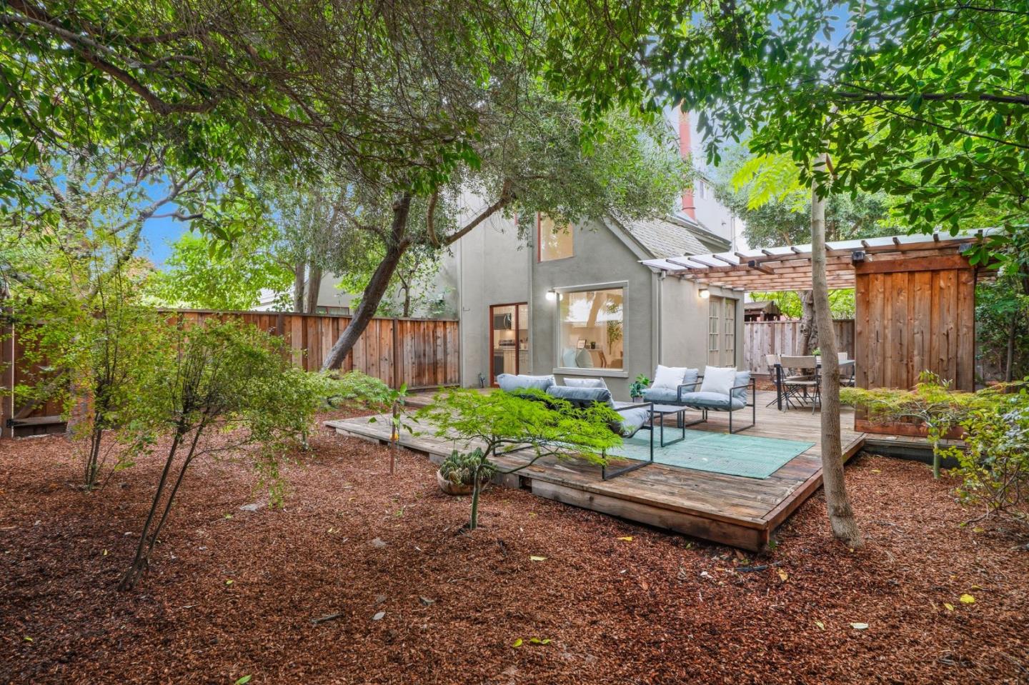 1912 Montecito Avenue 2