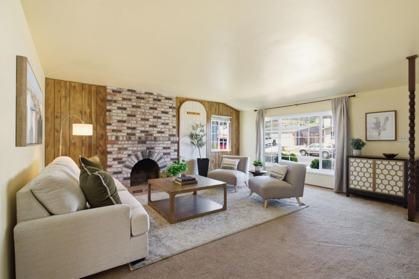 1229 Crestwood Drive