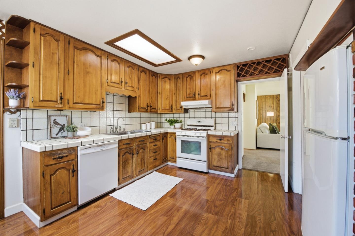 1229 Crestwood Drive